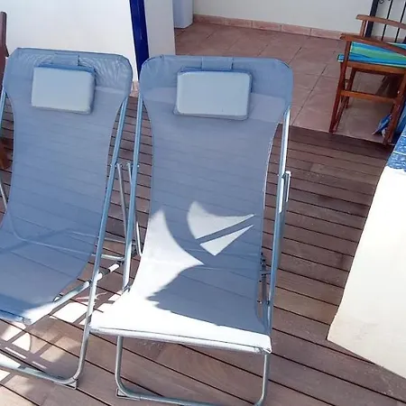 Apartment Calypso: Exclusive Beachside Retreat With Terrace Views