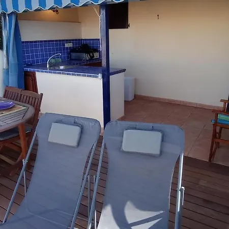 Calypso: Exclusive Beachside Retreat With Terrace Views Apartment *