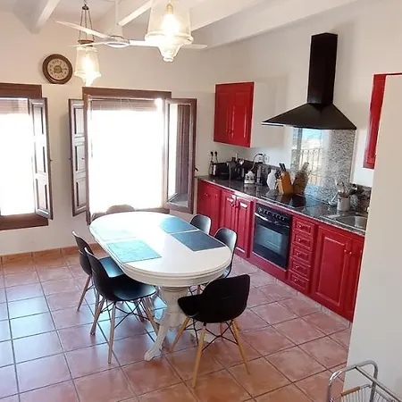 Calypso, Exclusivo, Comodo, Recien Reformado, Terraza Con Estupendas Vistas Y Grill, Todo Cercano Y La Playa Andando Apartman