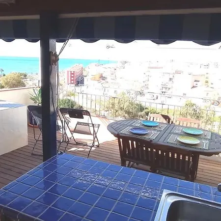 Apartman Calypso, Exclusivo, Comodo, Recien Reformado, Terraza Con Estupendas Vistas Y Grill, Todo Cercano Y La Playa Andando *